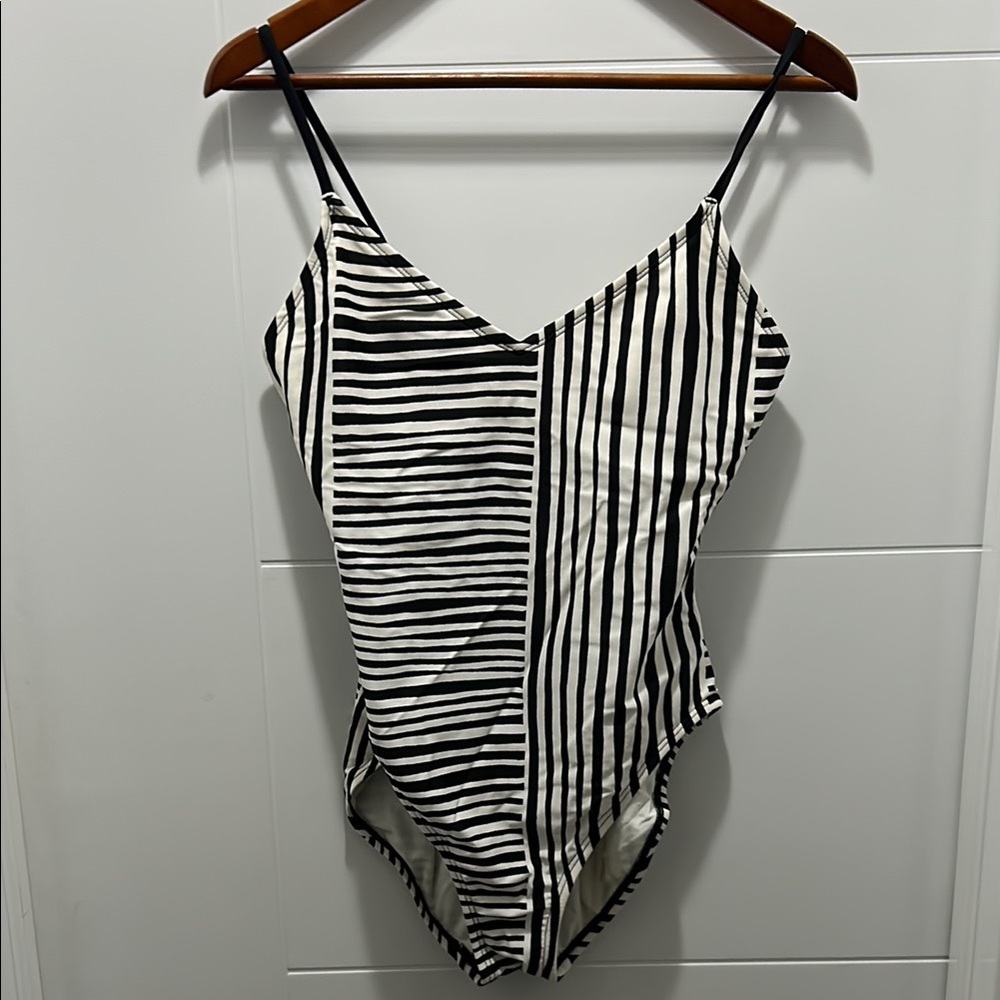 Anna Cole one piece bathing suit size 14